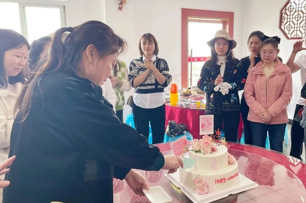 獻禮3.8節|勇做攀登者，奮進新未來